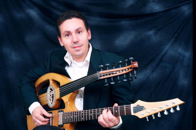 Nabil Khemir and his custom instrument "RayJam".